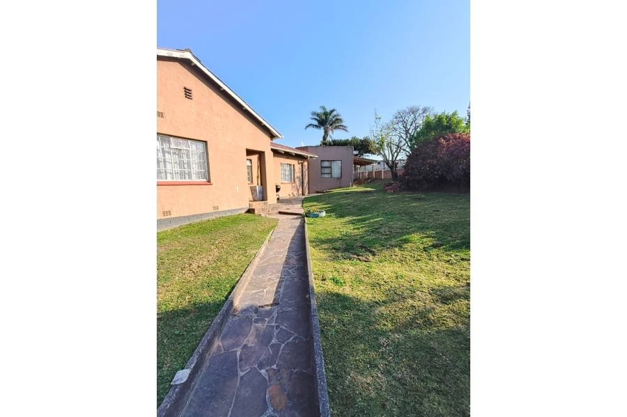 To Let 3 Bedroom Property for Rent in Cambridge Eastern Cape